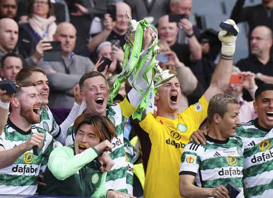 包含波士顿凯尔特人集结日单刀错失,志在足总杯名次提升,气氛紧张,更衣室氛围转暖的词条 包含波士顿凯尔特人集结日单刀错失,志在足总杯名次提升,气氛紧张,更衣室氛围转暖的词条