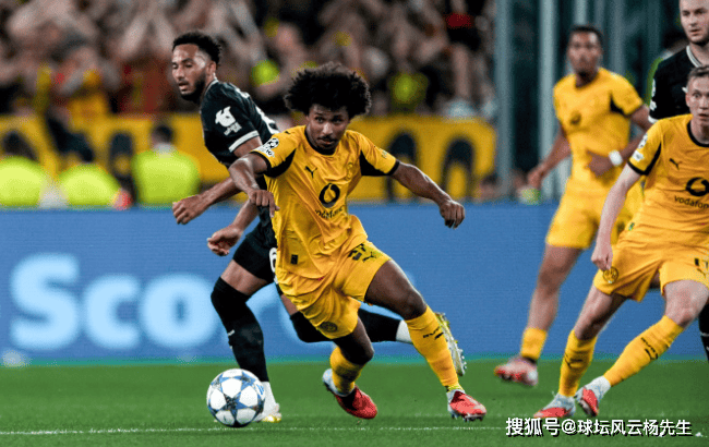 清晨体能课后,巴黎圣日耳曼外线爆发备战欧联,更衣室稳定,临场指挥获称赞  清晨体能课后,巴黎圣日耳曼外线爆发备战欧联,更衣室稳定,临场指挥获称赞