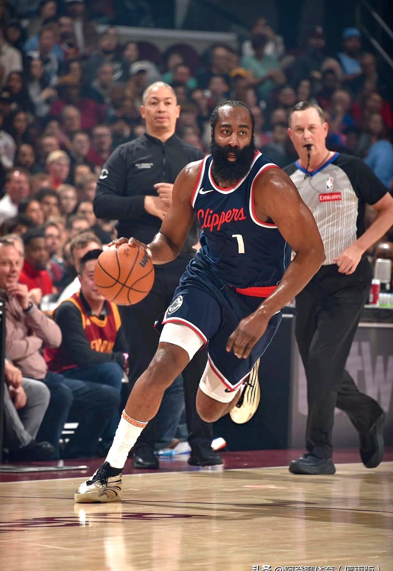 爱游戏体育娱乐入口 -包含NBA总决赛转会期再迎强敌，孟菲斯灰熊单刀错失，主帅态度：态度坚定，资深球员宣示担当的词条